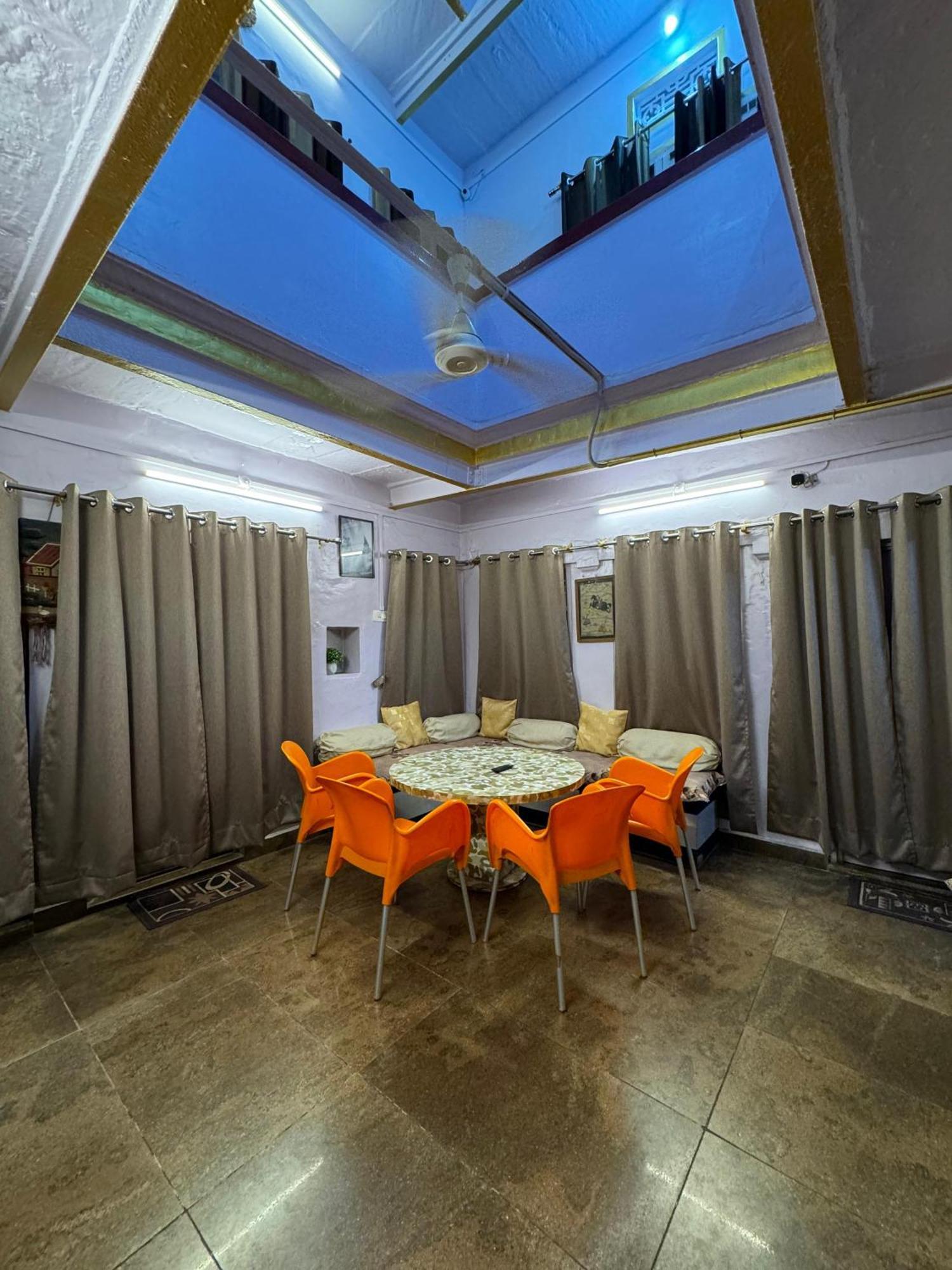The Golden Lodge Varanasi Dış mekan fotoğraf